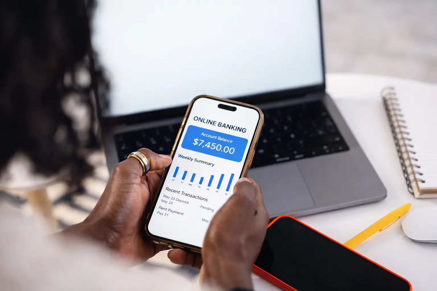 Why Some Direct Deposits Show as Pending Before They Clear