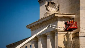 Latest U.S. Financial News and Analysis 27 Federal Reserve building in Washington as markets await FOMC minutes on interest rates and the U.S. economy